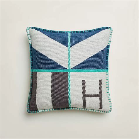 hermes pillows for women